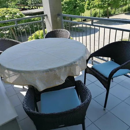 Lilla Apartman *