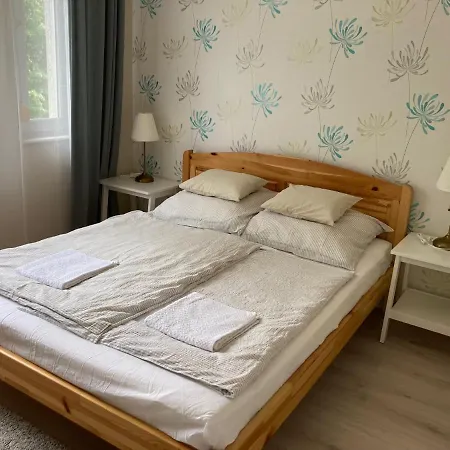 Lilla Apartman Apartment