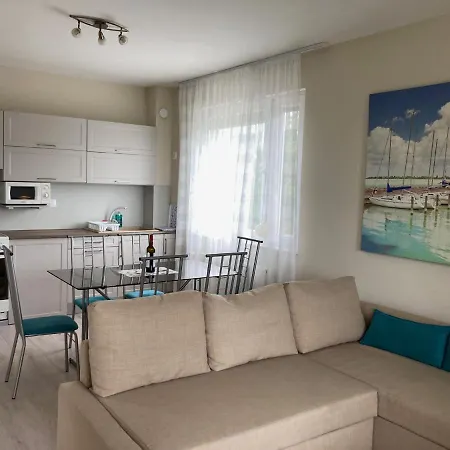 Lilla Apartman *