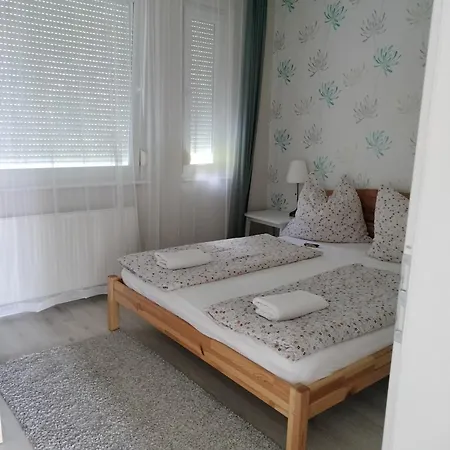 Lilla Apartman